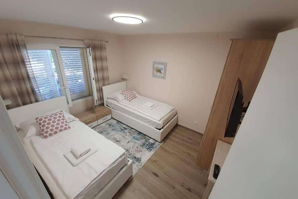 Apartment Punta Skala Villa Valentina Petrčane Exterior foto